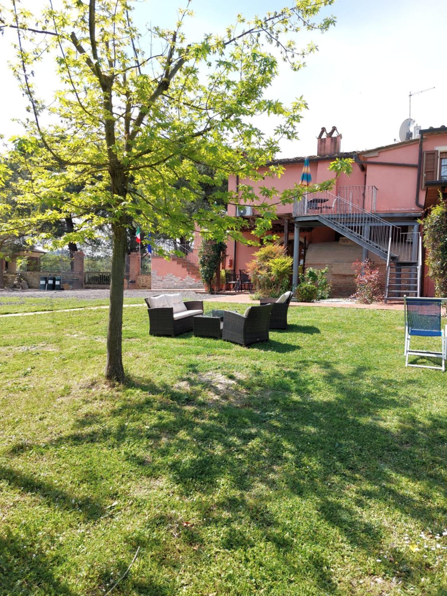 Agriturismo Terre Di Toscana Terricciola Eksteriør bilde