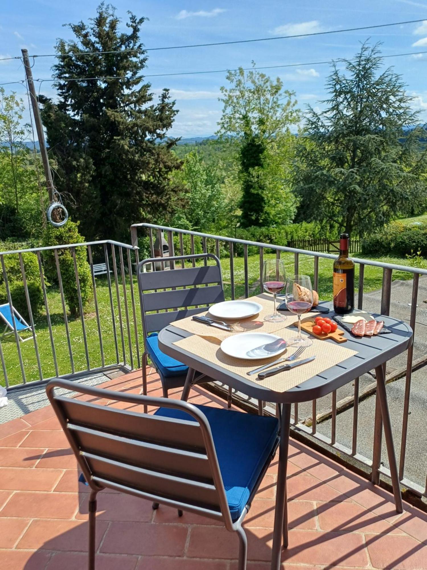 Agriturismo Terre Di Toscana Terricciola Eksteriør bilde
